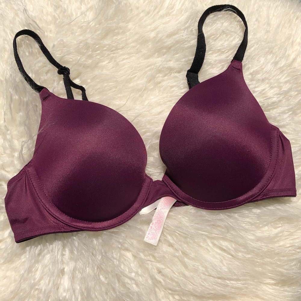 PINK ‘Wear Everywhere’ push-up bra